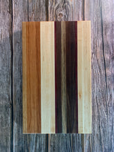 Load image into Gallery viewer, Personalized Cutting Board STYLE 1