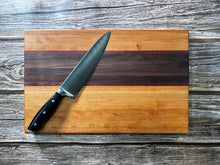 Load image into Gallery viewer, Personalized Cutting Board STYLE 4