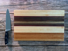 Load image into Gallery viewer, Personalized Cutting Board STYLE 1
