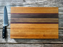 Load image into Gallery viewer, Large personalized Cutting Board STYLE 4
